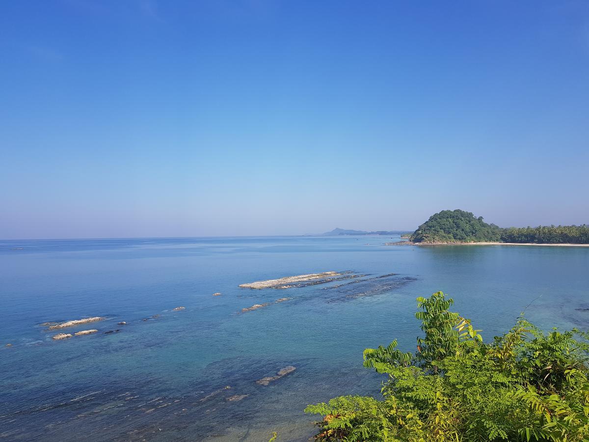 椰子岛度假村 额布里 外观 照片